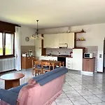 House With Large Garden, 2 Bedrooms, 2 Bathrooms, * Colico