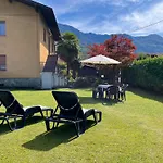 House With Large Garden, 2 Bedrooms, 2 Bathrooms, Lejlighed Colico